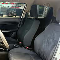 Suzuki Swift GL+ 2022 - miniatura 3