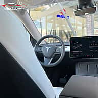 Tesla Model Y Performace 2022 - miniatura 2