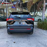 Toyota RAV4 LE 2025 - miniatura 7