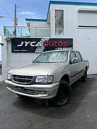 Isuzu KB 2003 - miniatura 1