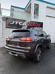 Jeep Cherokee Overland 2019 - miniatura 4
