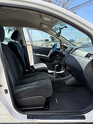 Nissan Versa 2012 - miniatura 9
