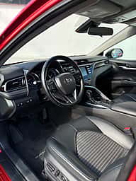 Toyota Camry SE 2019 - miniatura 5