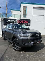 Toyota Hilux 2.4 2027 - miniatura 2