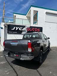 Toyota Hilux 2.4 2027 - miniatura 3