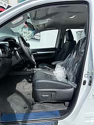 Toyota Hilux Limited 2027 - miniatura 6