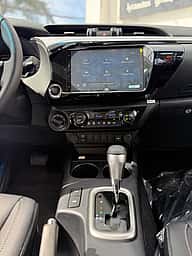 Toyota Hilux Limited 2027 - miniatura 11