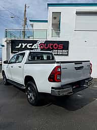 Toyota Hilux Limited 2027 - miniatura 4