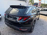 Hyundai Tucson SE 2023 - miniatura 4