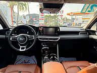 Kia K-5 Deluxe 2021 - miniatura 8