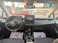 Toyota Corolla LE 2020 - miniatura 8