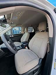 Ford Explorer XLT 2021 - miniatura 5