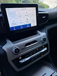 Ford Explorer XLT 2021 - miniatura 4