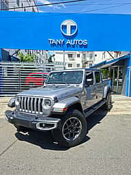 Jeep Gladiator Overland 2021 - miniatura 1