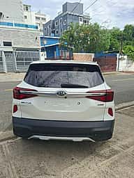 Kia Seltos LX 2022 - miniatura 10