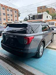 Ford Explorer XLT 2021 - miniatura 5