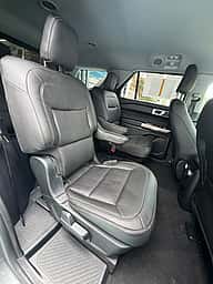 Ford Explorer XLT 2021 - miniatura 11