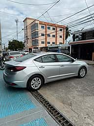 Hyundai Elantra SE 2020 - miniatura 4