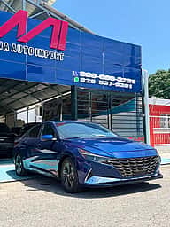Hyundai Elantra SEL 2021 - miniatura 3