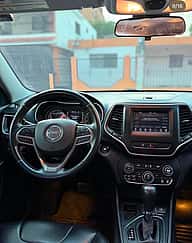 Jeep Cherokee Latitude 2019 - miniatura 5