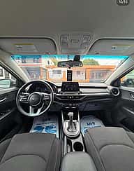 Kia Forte LX 2020 - miniatura 5