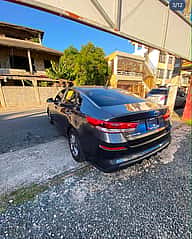 Kia Optima LX 2020 - miniatura 4
