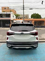 Kia Seltos S 2021 - miniatura 6