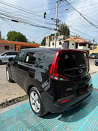 Kia Soul LX 2021 - miniatura 5