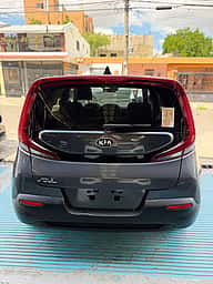 Kia Soul LX 2021 - miniatura 6