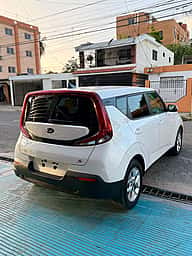 Kia Soul S 2021 - miniatura 3