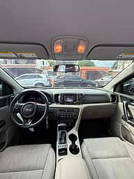 Kia Sportage LX 2017 - miniatura 10