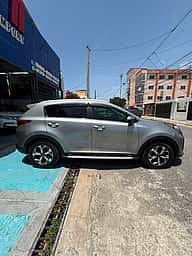 Kia Sportage LX 2022 - miniatura 8