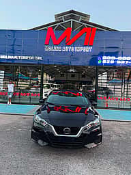 Nissan Versa SV 2021 - miniatura 3