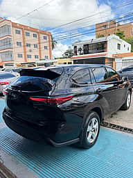 Toyota Highlander L 2021 - miniatura 6