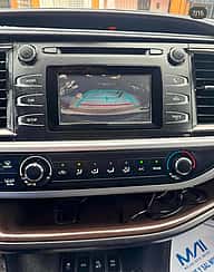 Toyota Highlander LE 2019 - miniatura 5