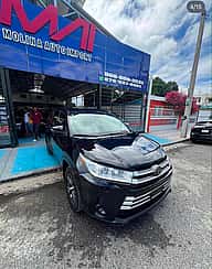 Toyota Highlander LE 2019 - miniatura 4