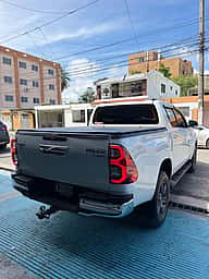 Toyota Hilux SRV 2025 - miniatura 4