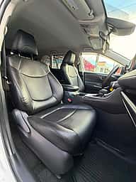 Toyota RAV4 LE 2022 - miniatura 10