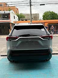 Toyota RAV4 XLE 2020 - miniatura 4