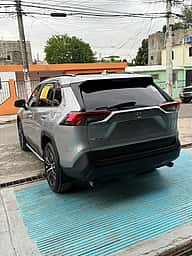 Toyota RAV4 XLE 2020 - miniatura 7