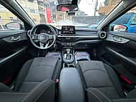Kia Forte LXS 2023 - miniatura 8