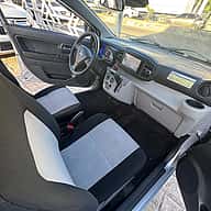 Daihatsu Mira 2019 - miniatura 3
