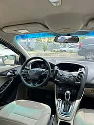 Ford Focus SE 2017 - miniatura 9