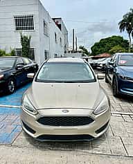 Ford Focus SE 2017 - miniatura 2