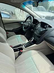 Ford Focus SE 2017 - miniatura 10