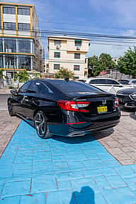 Honda Accord Sport 2020 - miniatura 6
