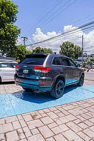 Jeep Grand Cherokee Laredo 2017 - miniatura 4