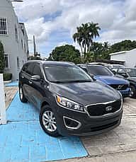Kia Sorento L / LX 2016 - miniatura 3
