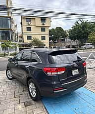 Kia Sorento L / LX 2016 - miniatura 4
