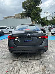 Nissan Sentra S 2020 - miniatura 4